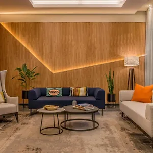 Courtyard By Marriott Center München